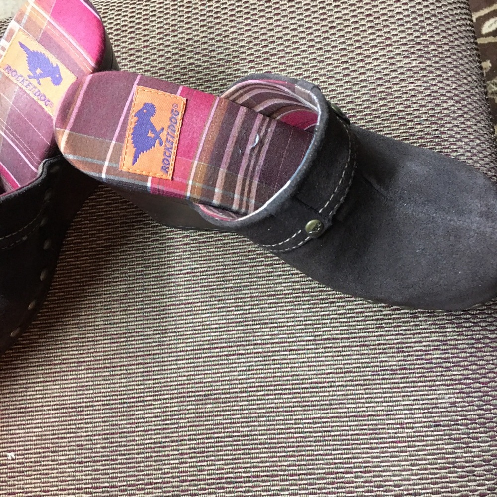 Rocket dog ladies wedge clog size 8 brown suede